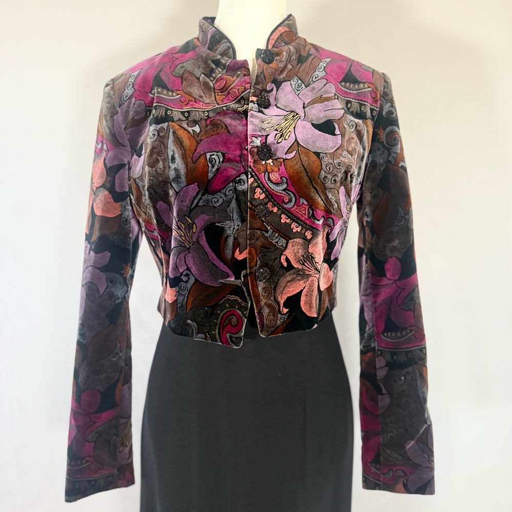Vintage Georgiou Blazer.  90’s Retro Floral Pattern.  Size 4 & 6.